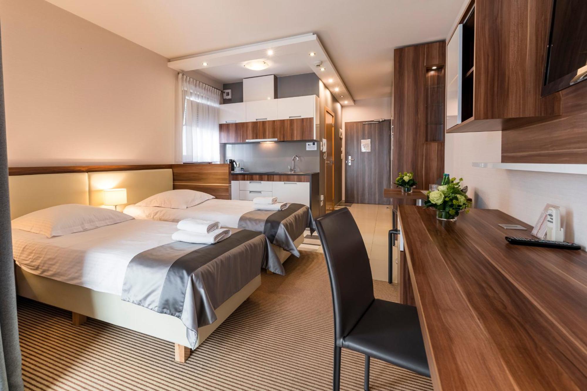 Vanilla Aparthotel 4*